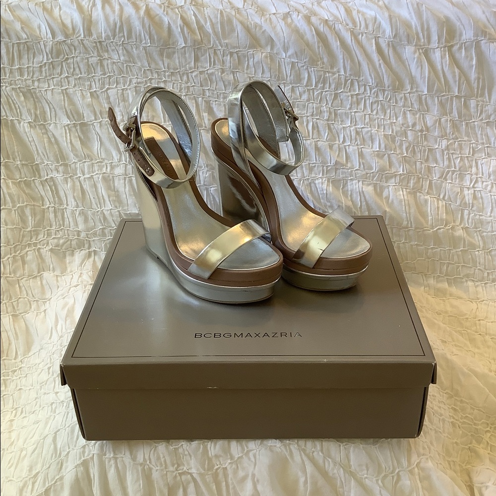 BCBG Silver Wedges